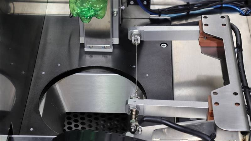 Automatic Hot Bottle Cutter with Weighing Function